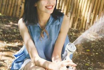 体验果团网蔷薇女神写真合集，绝对免费的视觉盛宴不可错过