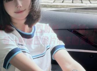 梦丝女神 - 魅力四射的玥玥空姐：倾心于每一幅原图照片带来的美感