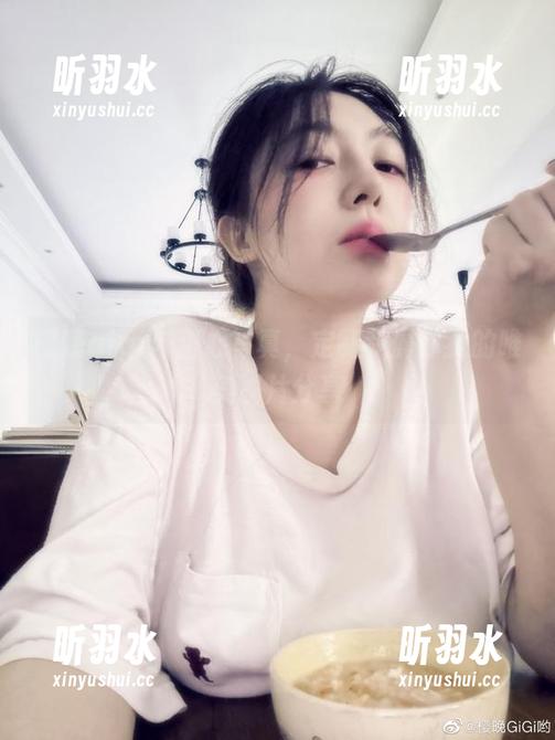 樱晚gigi与甜心写真，定制专属你我的唯美图片分享