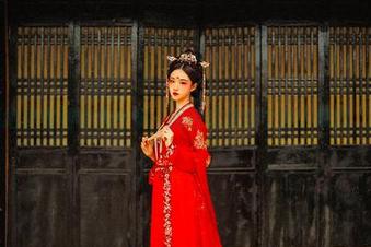 沧霁桔梗绝美美腿写真合集：图包记录每个迷人瞬间，流连忘返