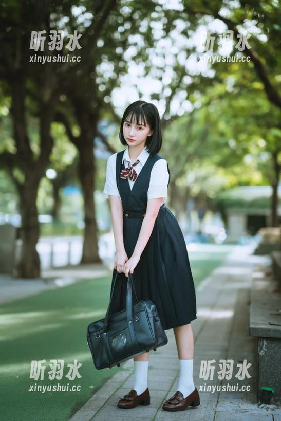 泥泥汝学姐精致写真：不可错过的作品与资源推荐！
