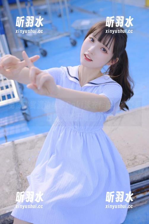 免费欣赏渡边早季Saki泳衣作品，感受夏日阳光的无限魅力