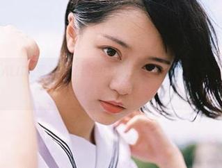爱蜜社 - ALICE梁紫轩的瑜伽合集，观看她在每一个瞬间展现的优雅与自信之美