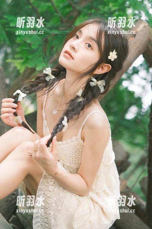 爱蜜社 - 乐薇Vivi校园风情最新作品，校服之美尽在其中