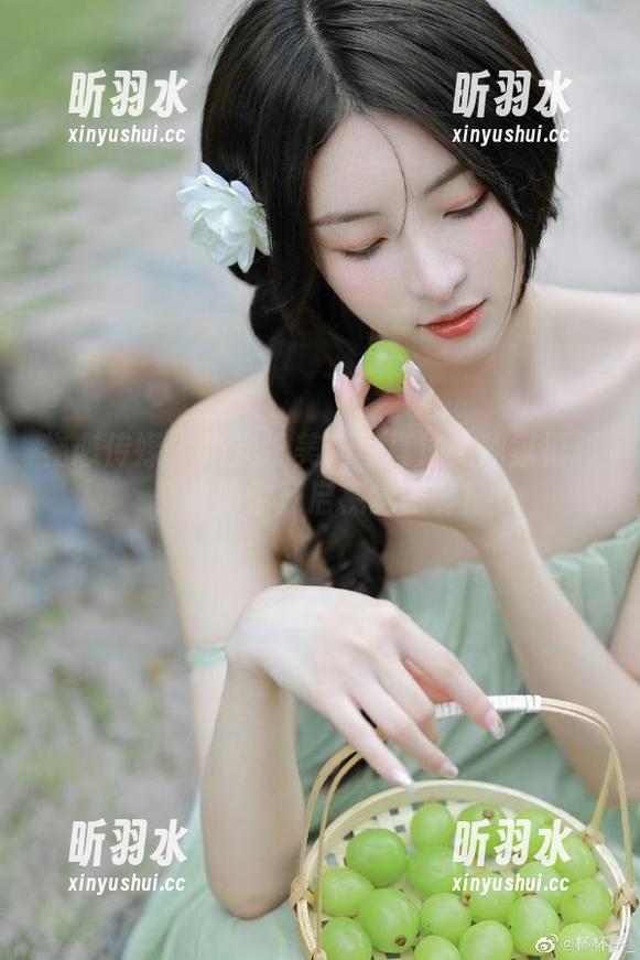 物恋传媒 - 岚岚携美腿写真送上独家福利，帮助你开启视觉盛宴！