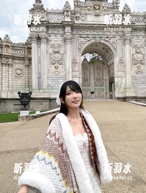 福利独享！狐萝卜呦恶毒写真原图尽在这里，不容错过！