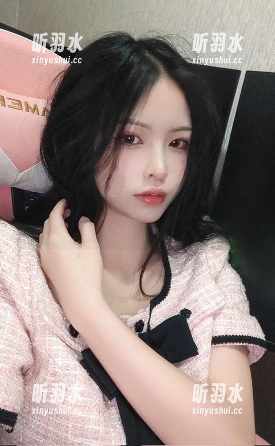 疾走可可带你体验《入浴巫女》，快通过网盘获取这组美丽作品的高清资源！