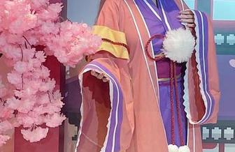 来自白神泱的裤里丝套图合集，带你走进别样的美丽世界！