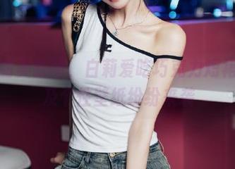 打造甜美氛围，白莉爱吃巧克力短裙写真及个性壁纸纷纷来袭