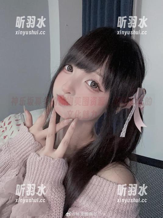 神乐坂真冬的旗袍美图资源，展现别样的文化魅力