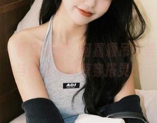 秀人网 - 夏日必备：何嘉颖吊带美图合集与你分享清凉穿搭灵感