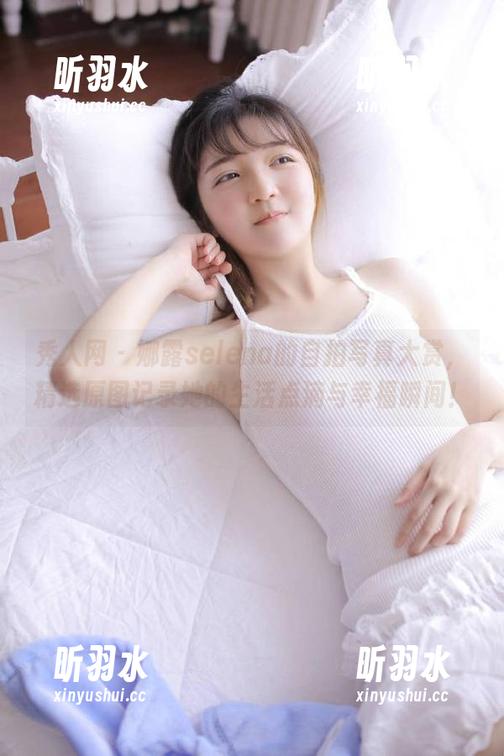 秀人网 - 娜露selena的自拍写真大赏，精选原图记录她的生活点滴与幸福瞬间！