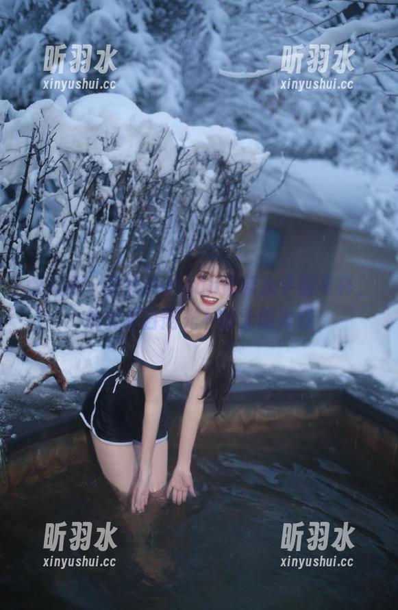 秀人网 - 安然Maleah最新水手服写真，捕捉夏日阳光下的无限青春