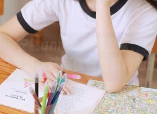 秀人网 - 安然anran精彩分享：美足写真中的美图，演绎优雅与时尚的碰撞