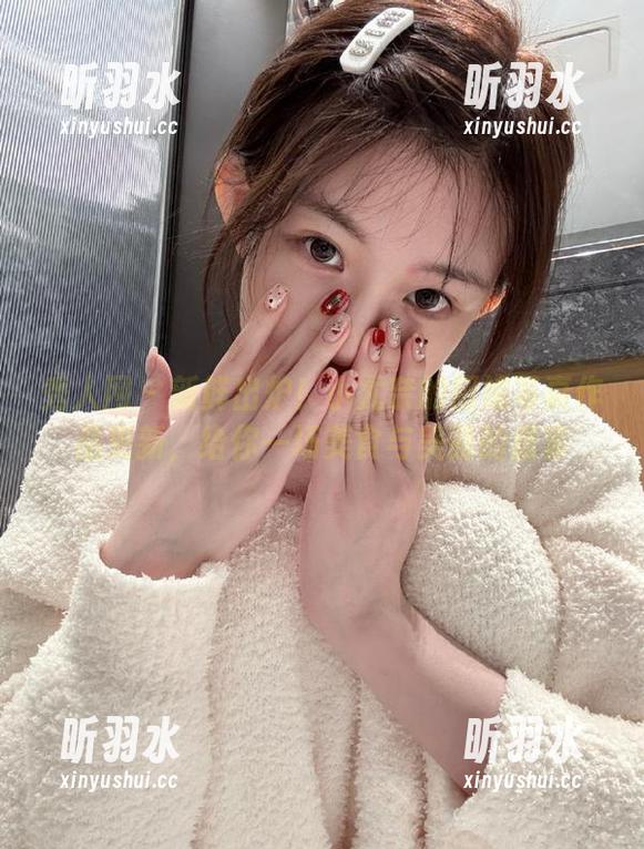 秀人网 - 新鲜出炉！小尤奈的厨娘写真作品更新，给你一场美食与美丽的盛宴