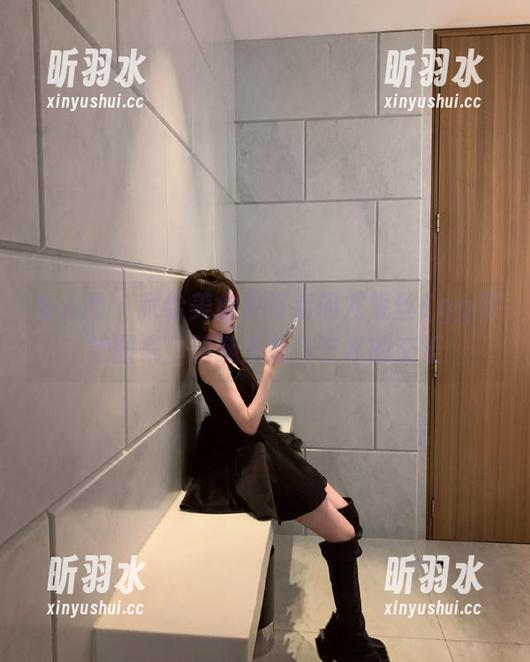 秀人网 - 献给美食爱好者的尤妮丝Egg厨娘图集：精选生活与艺术的交汇