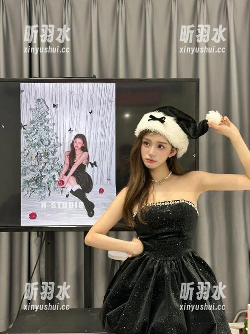 秀人网 - 徐莉芝Booty短裙美腿原图图册，释放青春活力与无尽创意