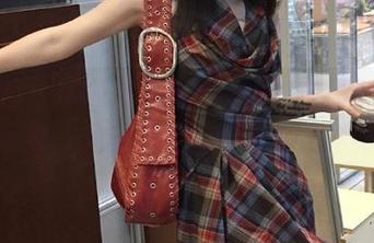 秀人网 - 感受戴允祺zoe婚纱作品带来的视觉盛宴，免费体验她的摄影艺术之旅！