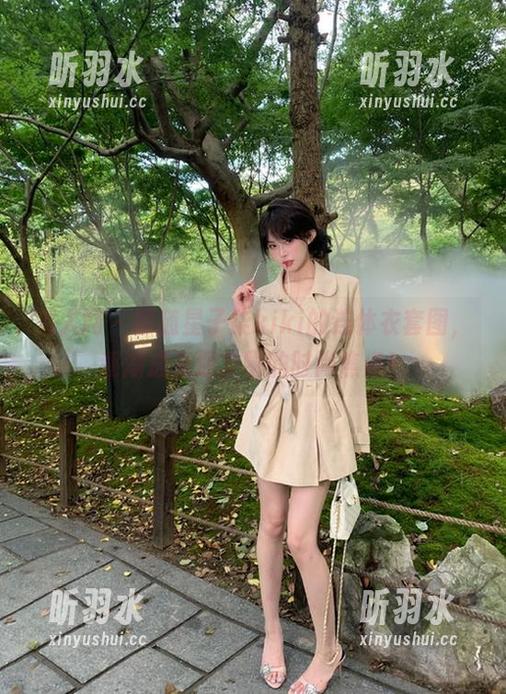 秀人网-星子柒kiki 秀人网 - 跟随星子柒kiki的连体衣套图,逐渐成为朋友圈的时尚焦点!
