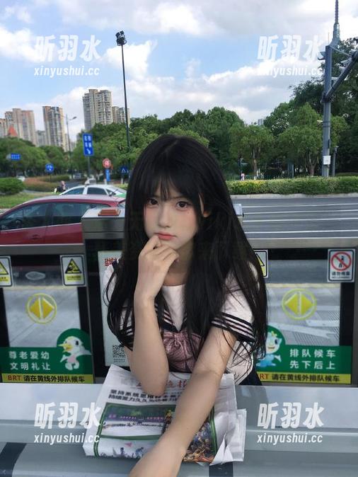 秀人网 - 活力无限的杜viki水手服图包，精美资源等你来下载！