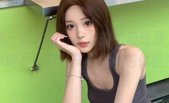 秀人网 - 水水姐与皮衣的绝美碰撞，带你领略不一样的美图和图包体验！