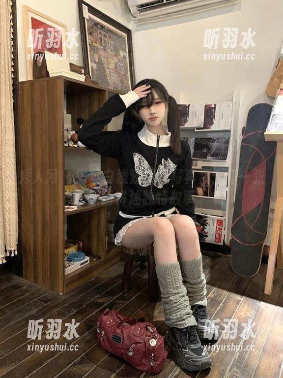 秀人网 - 探索白浅浅双人写真集：每一张原图讲述独特故事