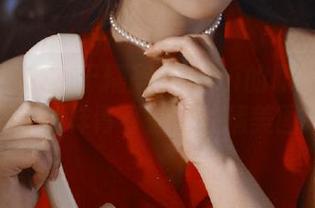 秀人网 - 倾心于糯美子mini的职场秘书童颜写真，别样青春魅力的精美图片欣赏