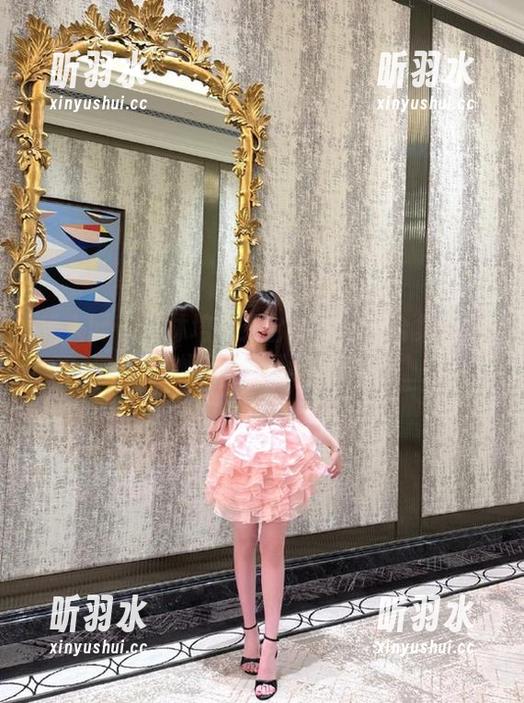 秀人网-舒林培 秀人网 - 舒林培的天台高清写真合集:每一幅作品都让人沉醉