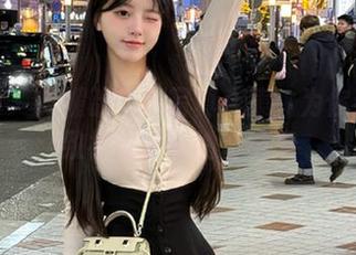 秀人网 - 舞媚歆天使写真合集：为你奉上极致视觉享受的壁纸集