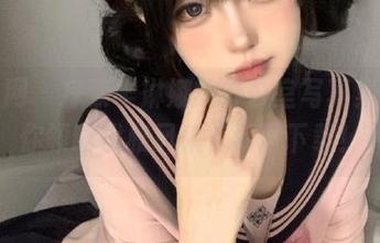 秀人网 - 探索芈琳娜的办公室写真集，带你领略优雅风采，现可下载！