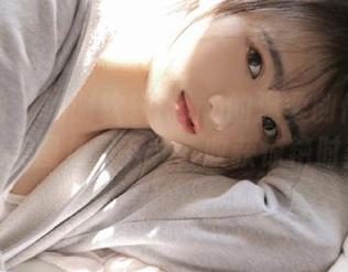 秀人网 - 鸣谢软软Roro的温柔创作：精选美图免费下载，收获惊艳时刻