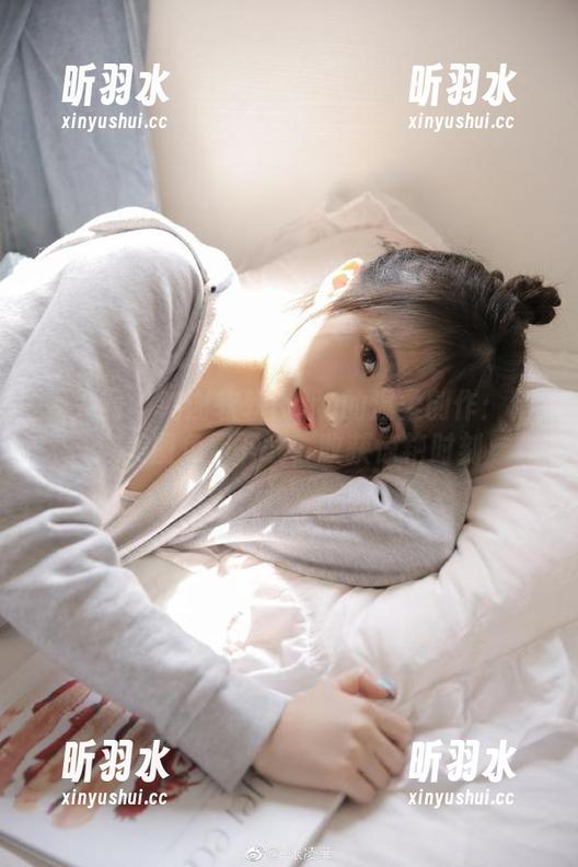 秀人网 - 鸣谢软软Roro的温柔创作：精选美图免费下载，收获惊艳时刻