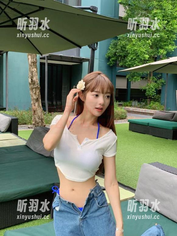 秀人网 - 如何用图片证明邹晶晶的比基尼魅力？在线揭秘！