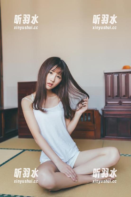 秀人网-陆萱萱cecillia 秀人网 - 看!陆萱萱cecillia用内衣套图合集展现了别样的优雅和魅力!