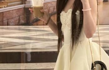 秀人网 - “陈雅漫VICKY短裤”写真集上线，短裤的极致魅力如何转化为无价的时尚资源？