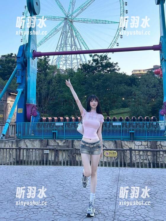 秀人网 - 雨儿baby美足写真库，丰富资源唾手可得，立刻开启视觉盛宴