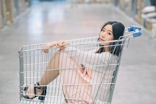 穆零Mu0体操服仿佛带你穿越，看看这些不可思议的cos原图吧！