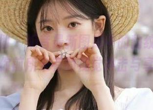 紧急企划 - 奶昔最新图库中的豹纹特色，带给你前所未有的视觉冲击与享受！