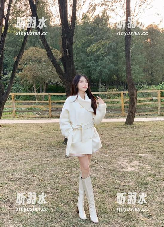 紧急企划-小恩 紧急企划 - 小恩的校服写真作品集:青春回忆的珍藏,获取丰富写真资源