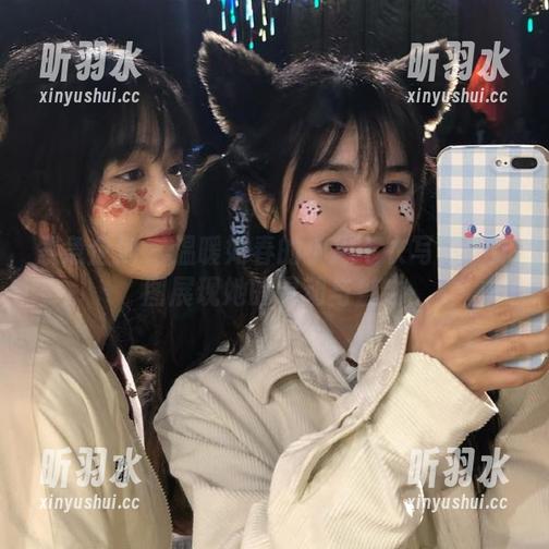 紧急企划 - 温暖如春的小恩毛衣写真：原图展现她的灵动与魅力