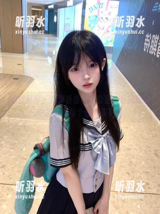 纳丝摄影 - 探秘香香的办公室，私房写真中的优雅与个性完美交融