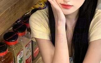 绮梦摄影 - 章章网袜写真美图资源库，甜美与性感的完美交融