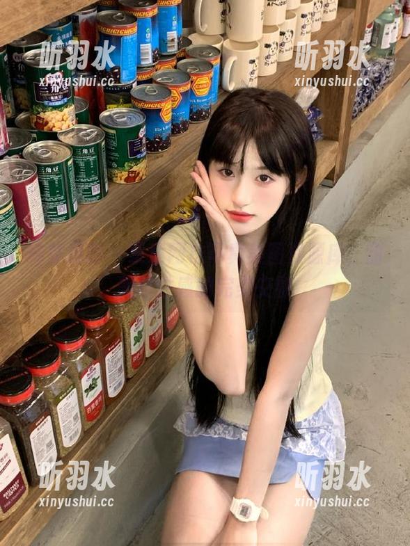 绮梦摄影 - 章章网袜写真美图资源库，甜美与性感的完美交融