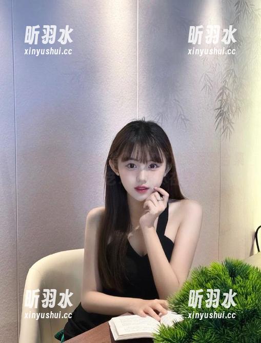绮梦摄影 - 美轮美奂的高清油亮写真合集，露露的艺术之路尽在其中