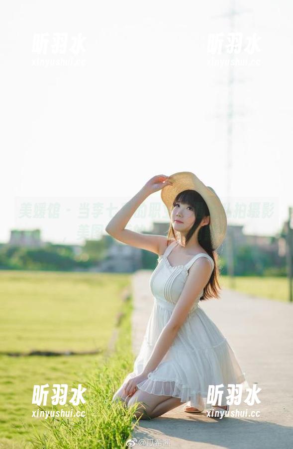 美媛馆 - 当李七喜的职业装遇上私拍摄影，美图背后的自嘲与幽默！