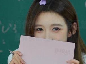 美媛馆 - 沫晓伊纯白系列套图更新，捕捉最真实的温柔时刻