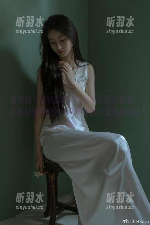 美媛馆 - 狐小妖Baby泳衣原图大放送：全集让你感受不一样的海滩狂欢和搞笑瞬间！