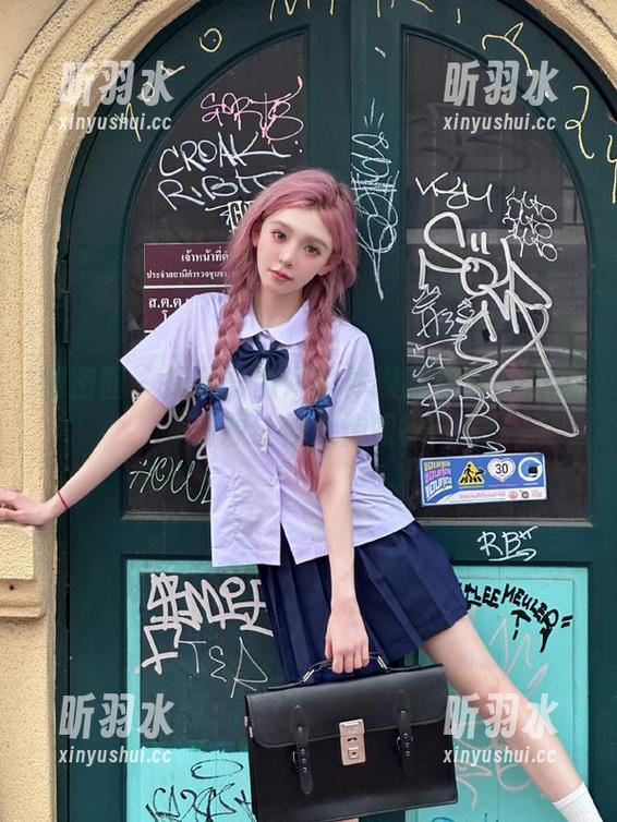 微密圈 - 探秘聂傲娇的体操服写真：珍藏资源让你大饱眼福