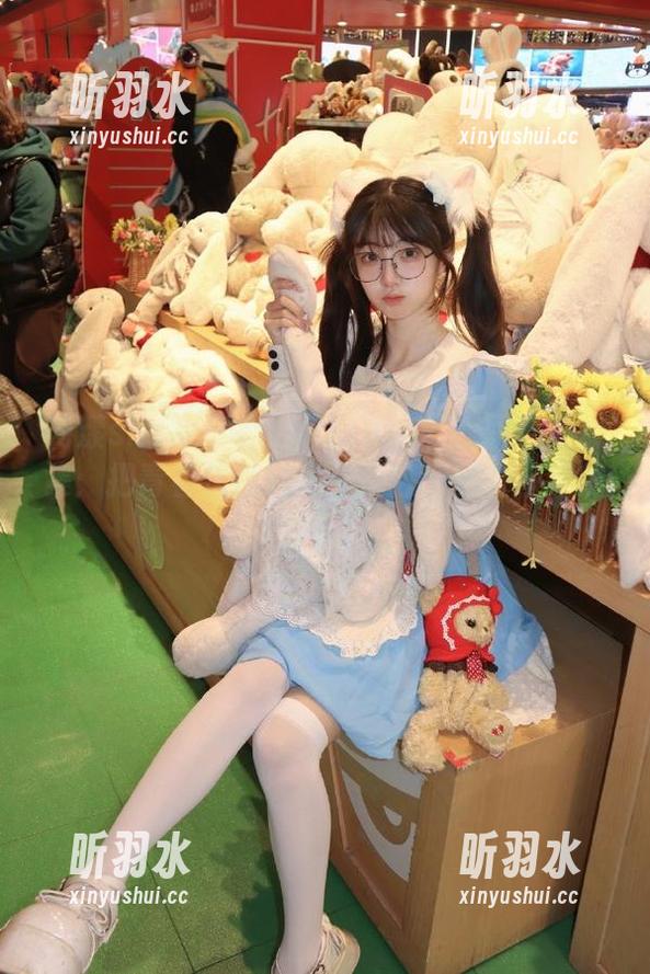 花漾show - 心上可Flora的校服套图合集：把青春化作影像，尽情回忆那些年的校园梦！