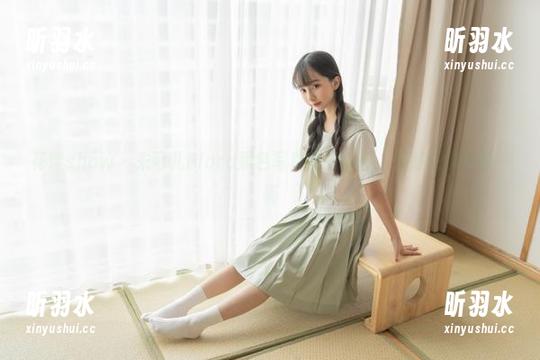 花漾show - 朱可儿Flora黑色写真中的美图，绝对让你眼前一亮